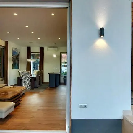 Villa Wood & Green Spa ヴィラ Hadžići