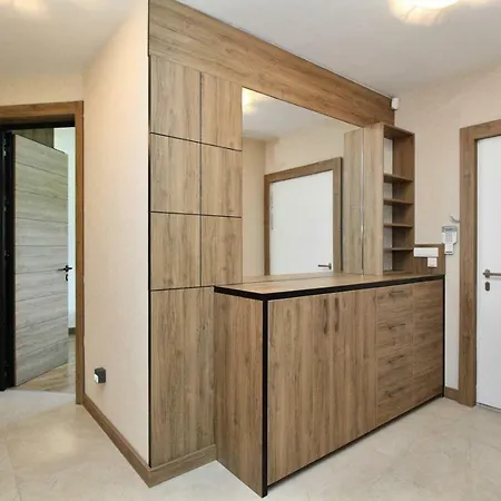 Villa Wood & Green Spa